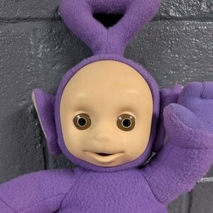 Vintage 1998 Teletubbie Talking Purple Plush Toy Tinky Winky
